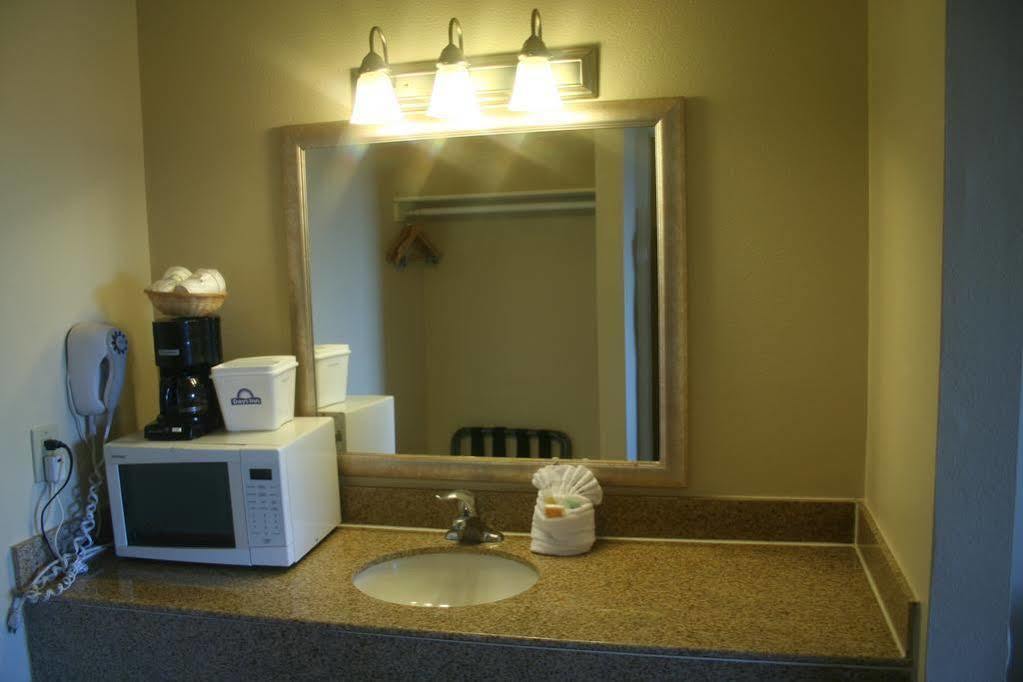 Days Inn By Wyndham Lake Havasu Lake Havasu City Ngoại thất bức ảnh
