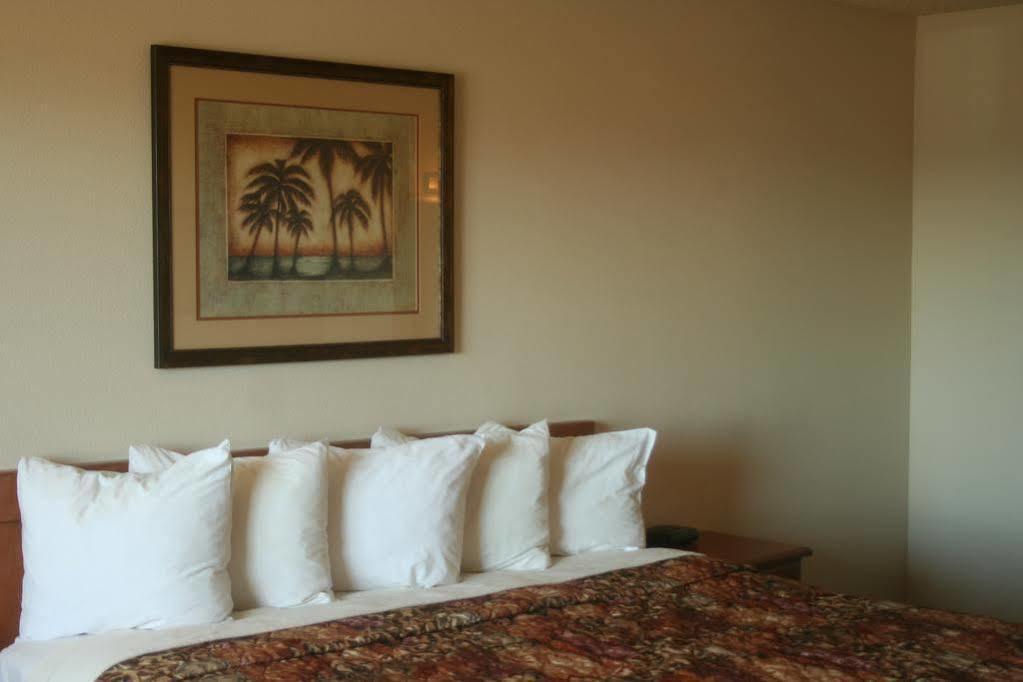 Days Inn By Wyndham Lake Havasu Lake Havasu City Ngoại thất bức ảnh