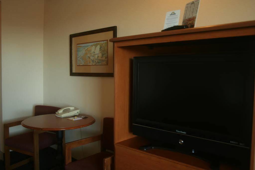 Days Inn By Wyndham Lake Havasu Lake Havasu City Ngoại thất bức ảnh