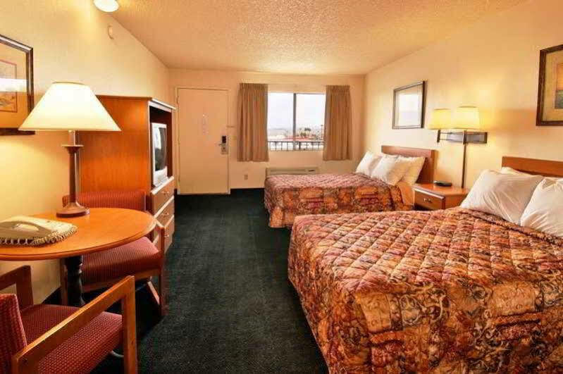 Days Inn By Wyndham Lake Havasu Lake Havasu City Ngoại thất bức ảnh